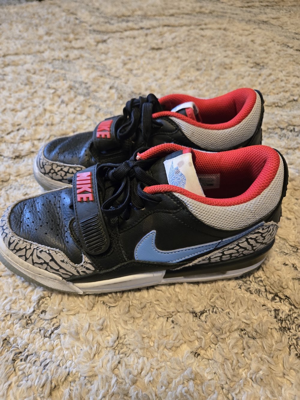 Nike Kids Black & Light Blue Low-Top Dunk Sneakers Youth 4.5